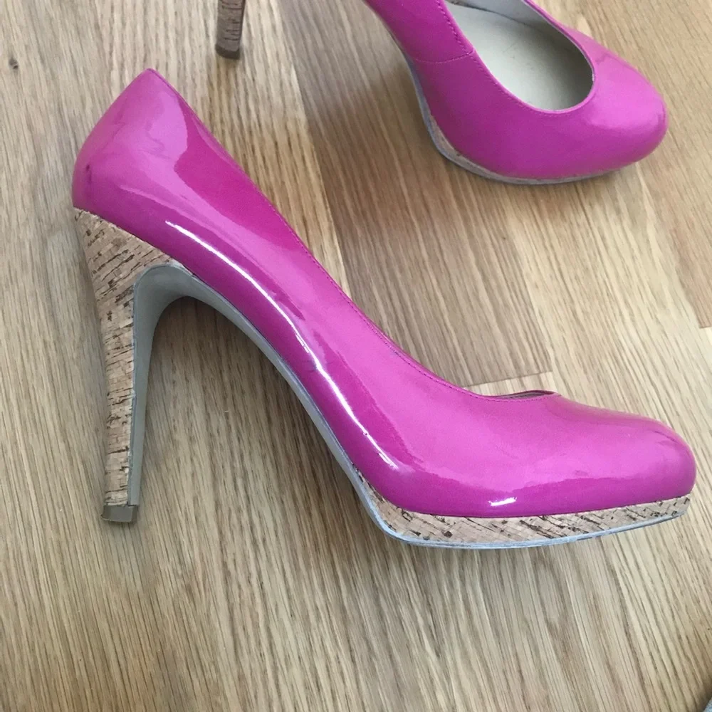 Nine West Selma Magenta Stiletto Pumps
